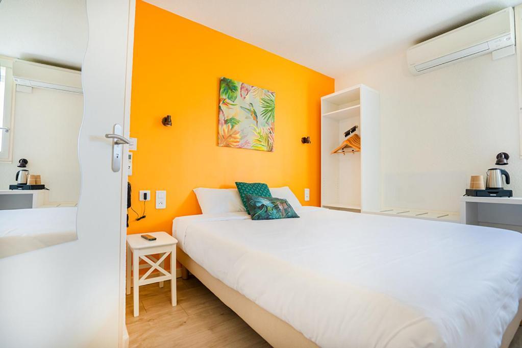 Logis Hotel- Hotel Restaurant Le Rialto Le Sequestre المظهر الخارجي الصورة