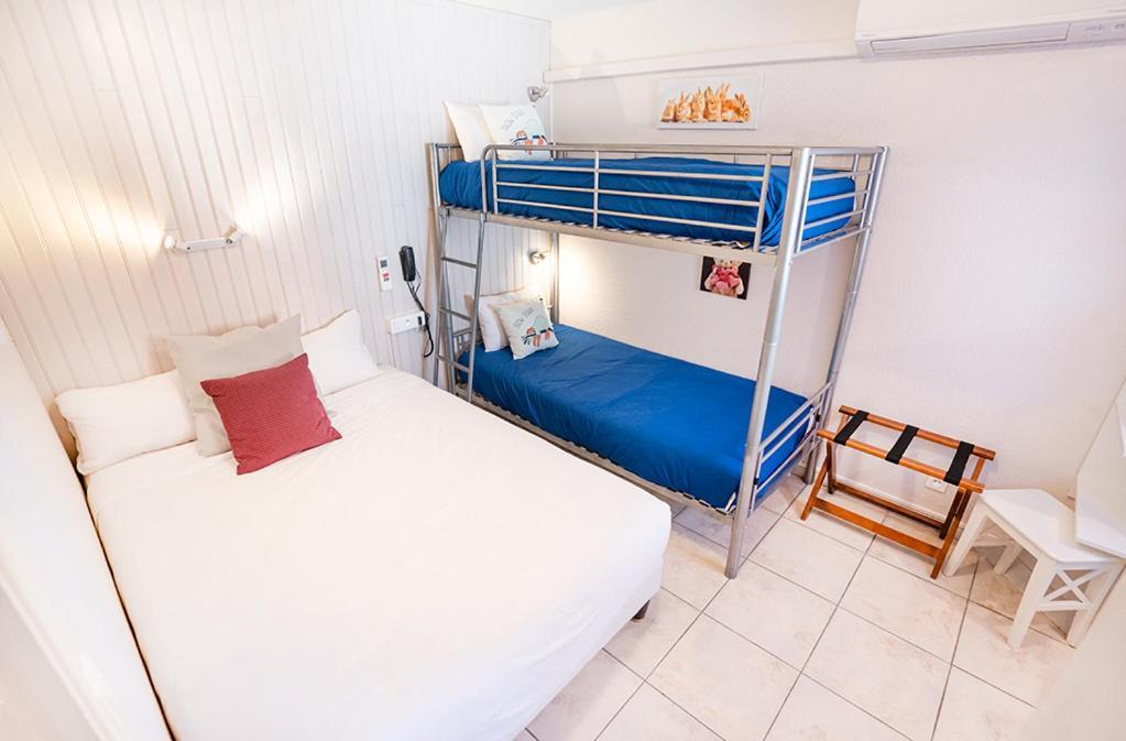 Logis Hotel- Hotel Restaurant Le Rialto Le Sequestre المظهر الخارجي الصورة