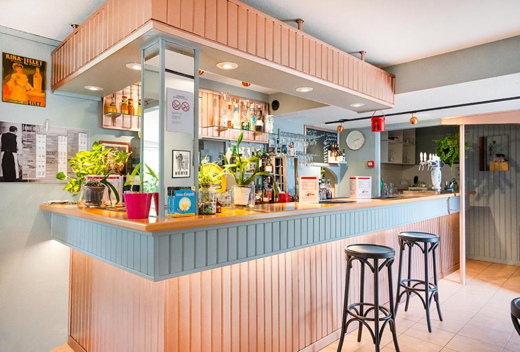 Logis Hotel- Hotel Restaurant Le Rialto Le Sequestre المظهر الخارجي الصورة