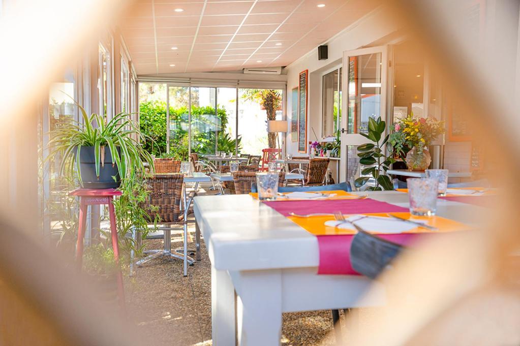 Logis Hotel- Hotel Restaurant Le Rialto Le Sequestre المظهر الخارجي الصورة