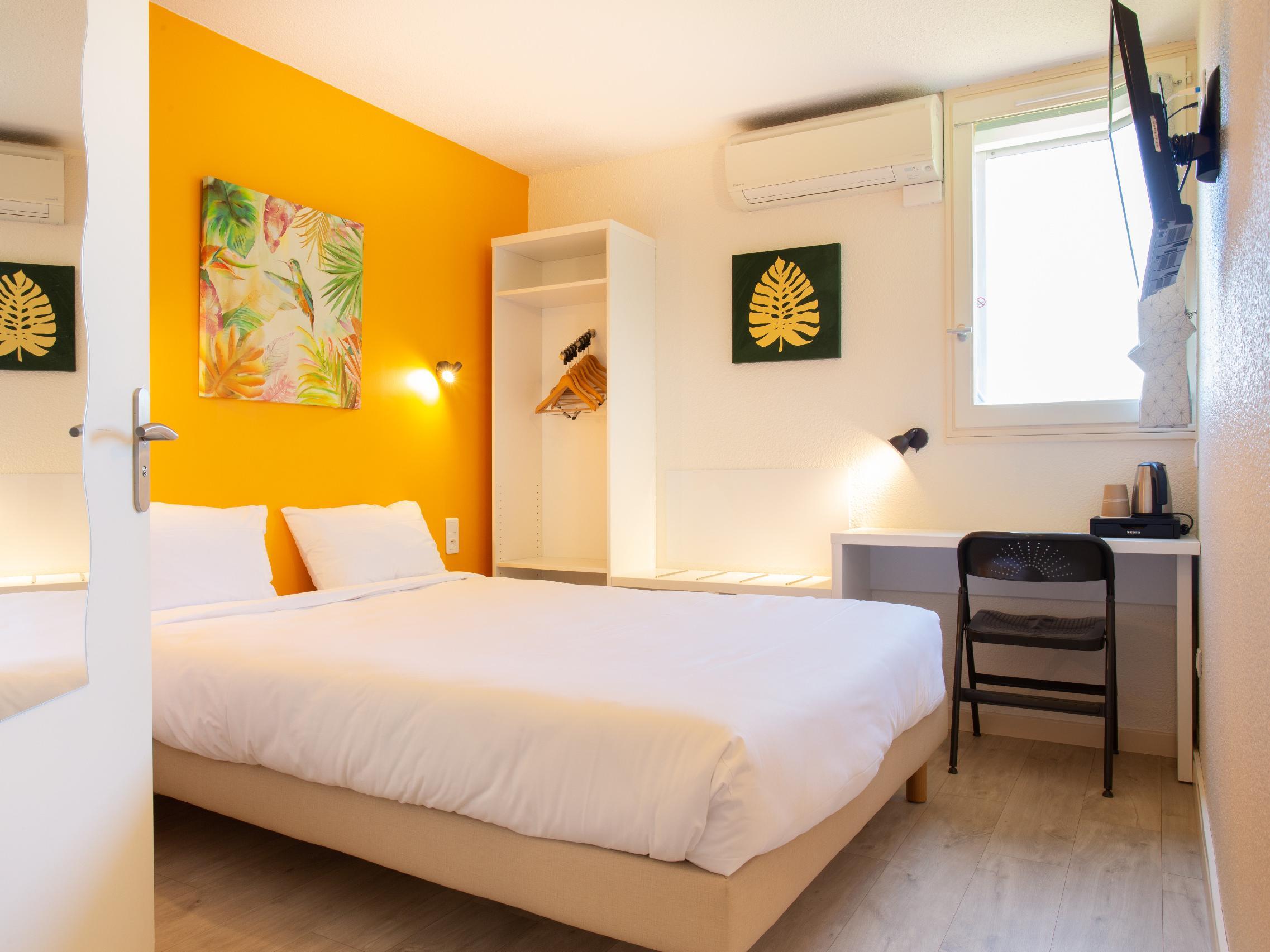 Logis Hotel- Hotel Restaurant Le Rialto Le Sequestre المظهر الخارجي الصورة