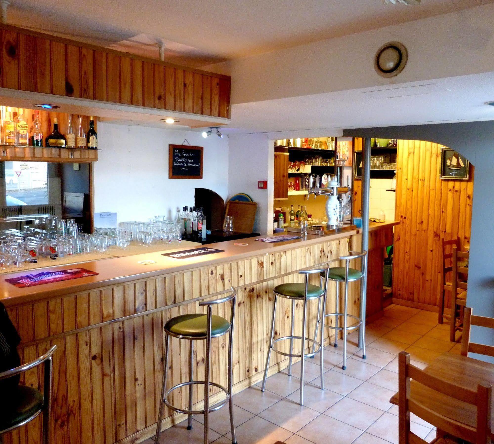 Logis Hotel- Hotel Restaurant Le Rialto Le Sequestre المظهر الخارجي الصورة