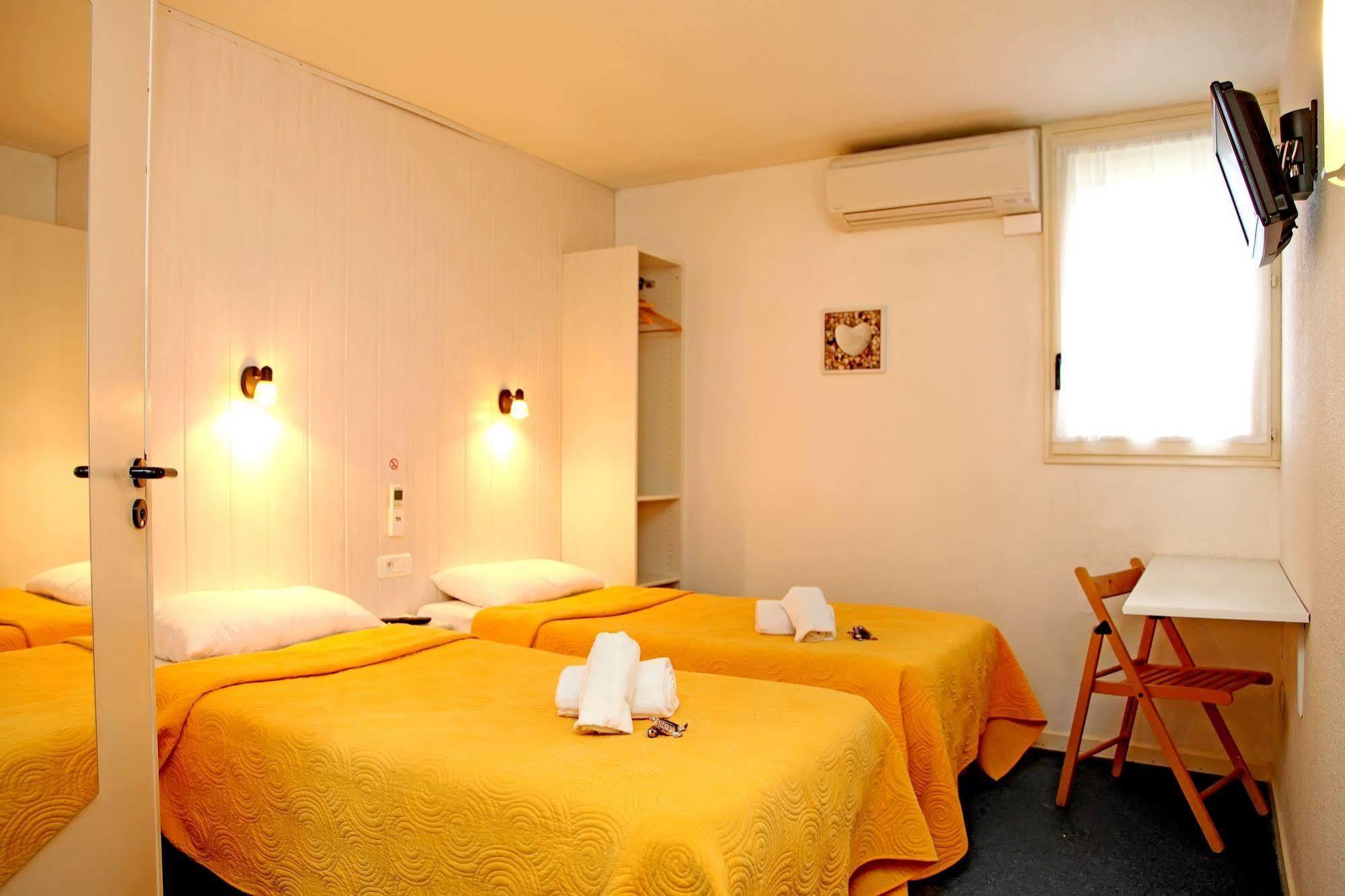 Logis Hotel- Hotel Restaurant Le Rialto Le Sequestre المظهر الخارجي الصورة