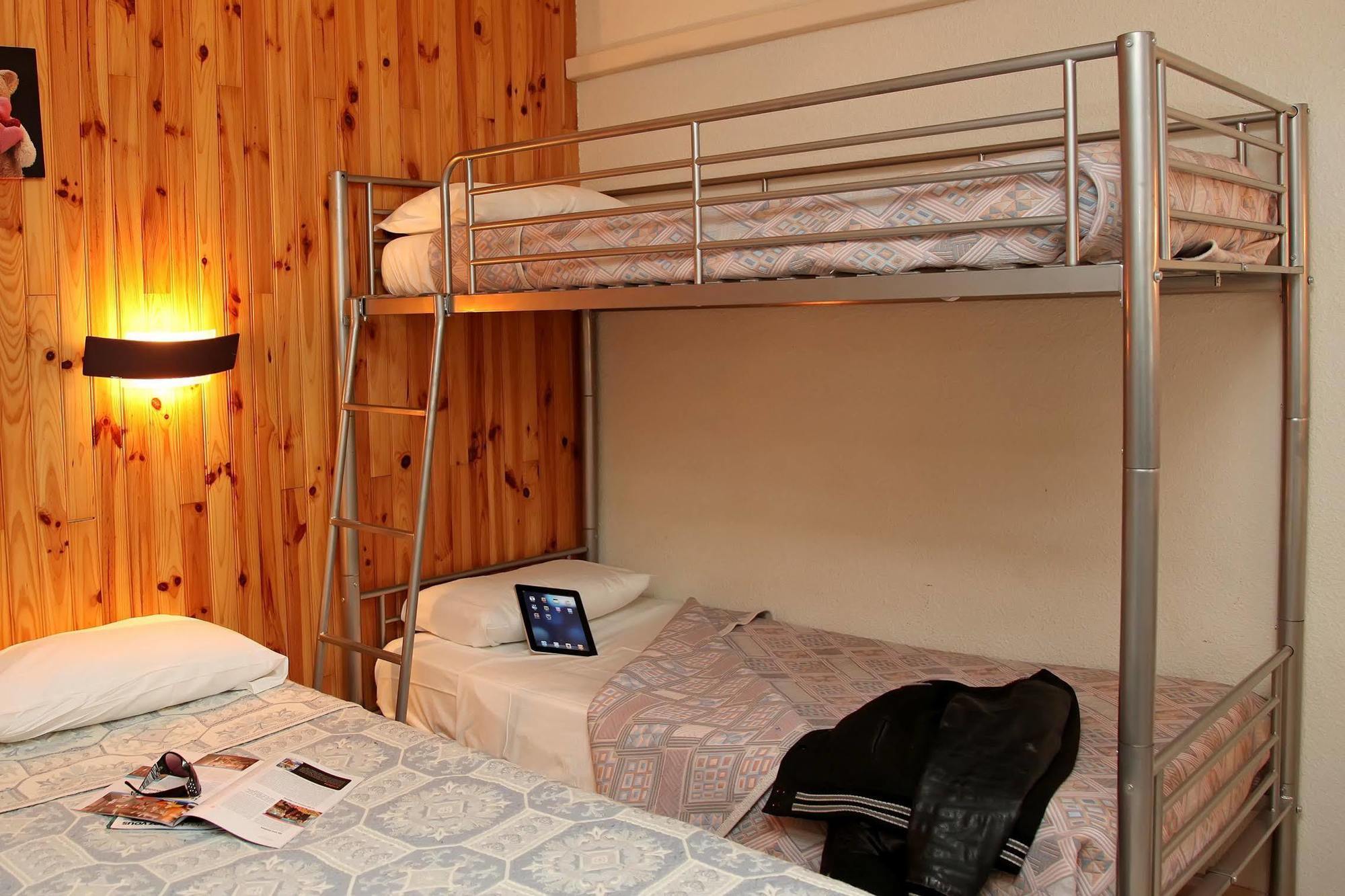 Logis Hotel- Hotel Restaurant Le Rialto Le Sequestre المظهر الخارجي الصورة